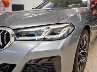 BMW 5 G30 рестайлинг покраска масок фар