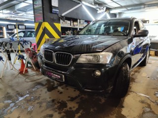 BMW X3 замена стекол фар и ПТФ, бронирование полиуретановой пленкой