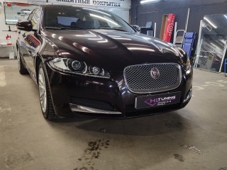 Jaguar XF замена линз на Bi-led Viper Z6+, глубокая полировка и бронирование фар