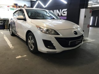 Mazda 3 чистка фар, установка диодных ламп