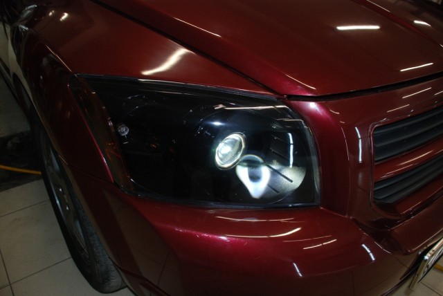 Dodge Caliber установка LED модулей и диодов, покраска масок фар