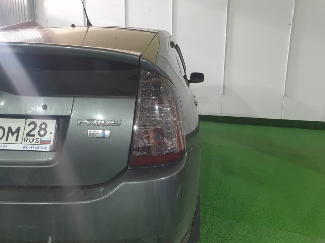 Toyota Prius тонировка задний фонарей