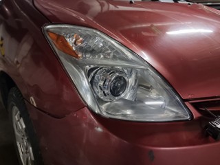 Toyota Prius установка светодиодных bi-led линз Aozoom A3+ (2)