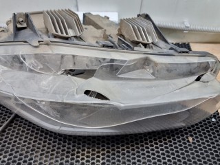 BMW 5 F10 замена стекла и ремонт маски фары (4)