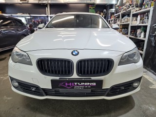 BMW 5 F10 замена линз на Aozoom K3, установка глазок, анти-хром масок фар, броня (2)