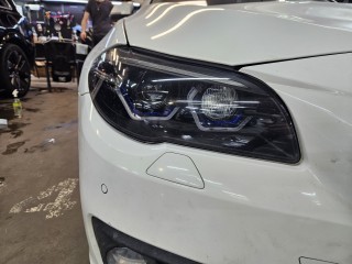 BMW 5 F10 замена линз на Aozoom K3, установка глазок, анти-хром масок фар, броня (18)