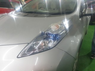 Nissan Leaf исправление светового пучка (7)