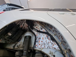 Mercedes GL-166 полная шумоизоляция салона и колесных арок (6)