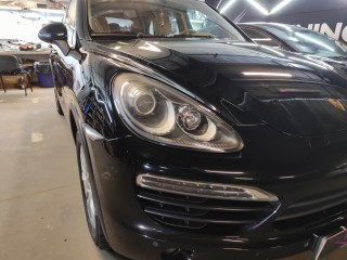 Porshe Cayenne замена линз на Aozoom K3 Dragon Knight, покраска масок и бронирование фар (2)