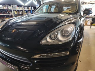 Porshe Cayenne замена линз на Aozoom K3 Dragon Knight, покраска масок и бронирование фар (3)