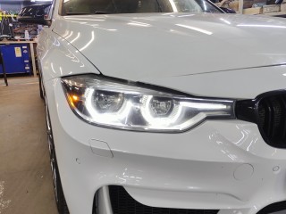 BMW F30 анти-хром масок фар, замена корпуса левой фары, ремонт ангельских глаз (3)