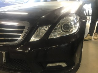 Mercedes-Benz W212 глубокая полировка фар (5)