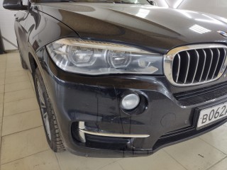 BMW X5 F15 глубокая полировка и оклейка пленкой фар и ПТФ (0)