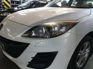 Mazda 3 чистка фар, установка диодных ламп (1)