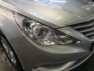 Hyundai Sonata установка светодиодных линз Aozoom A10 Unicorn (1)