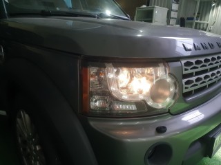Land Rover Discovery установка LED линз X-Bright (2)