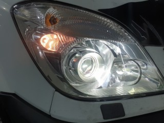 Mercedes-Benz Sprinter ремонт фар и установка LED линз (7)