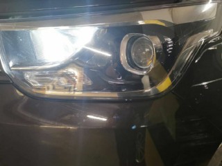Hyundai Grand Starex установка LED линз, светодиодных ламп в ПТФ, покраска масок фар (6)
