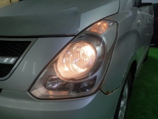 Hyundai Grand Starex LED линзы X-Bright (0)